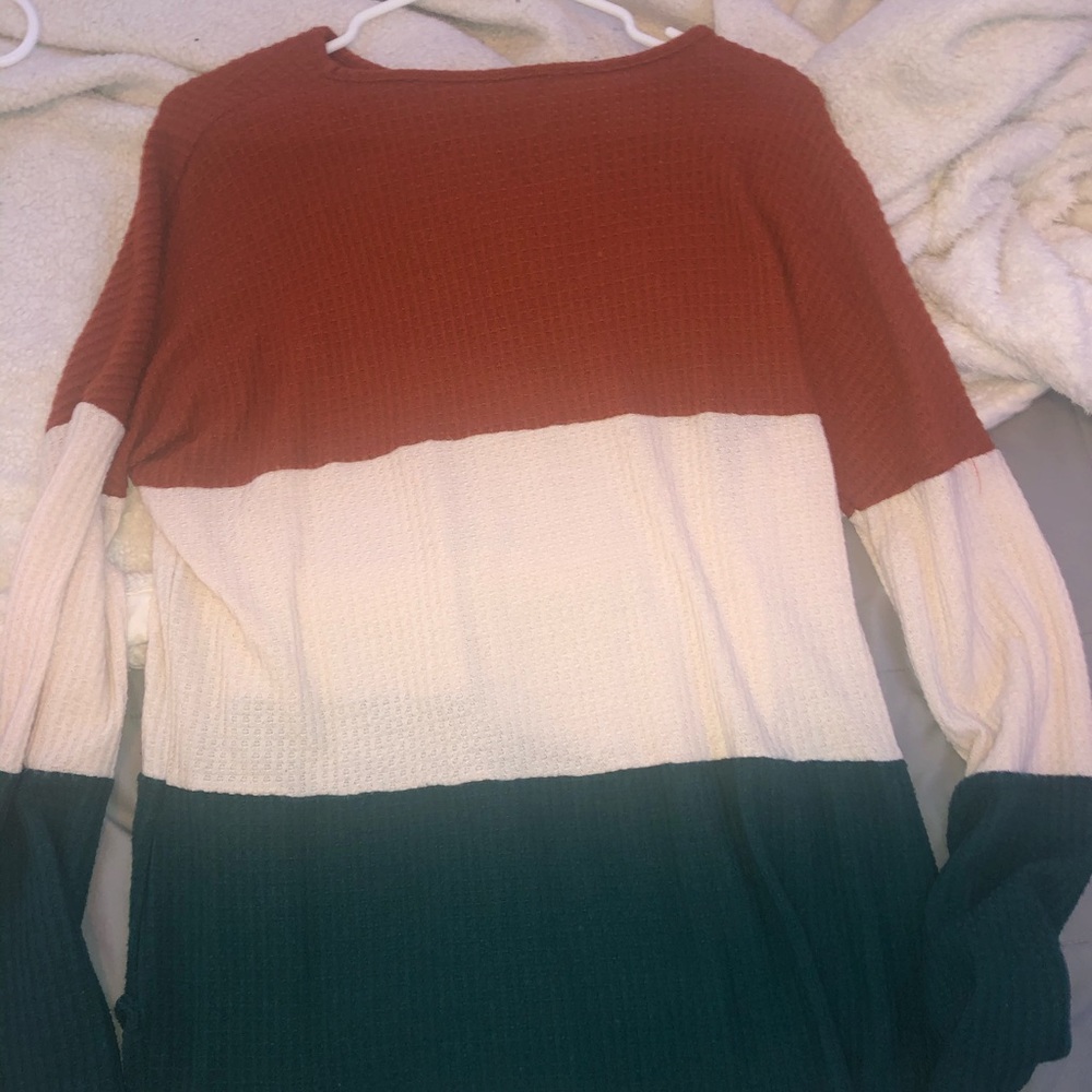 sweater - Picture 2 of 2